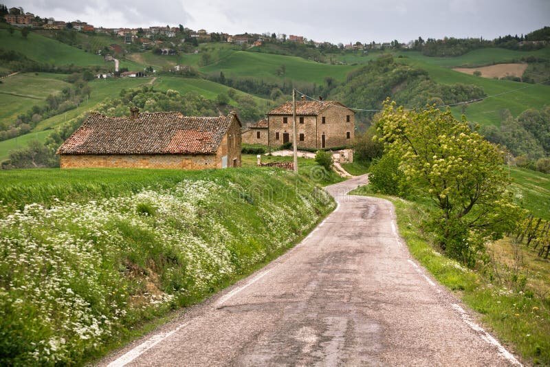Scopri il Mito della Chicken Road: Il Gioco d'Azzardo Italiano Originale